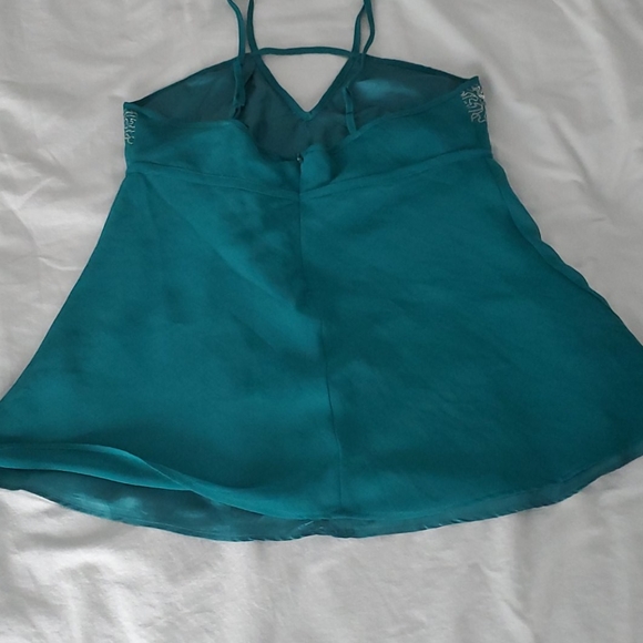 DYNAMITE turquoise top - Picture 3 of 4